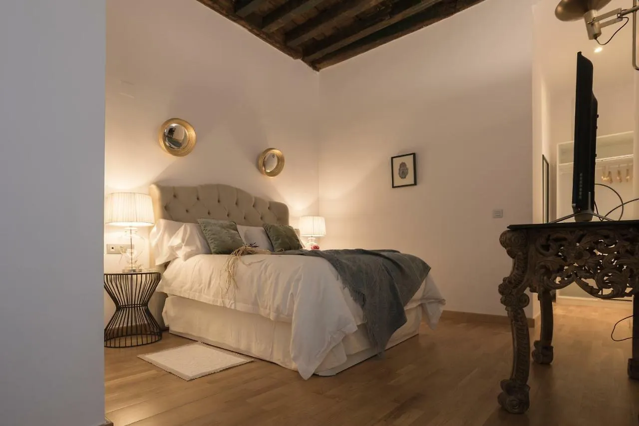 San Jeronimo 17 Suites غرناطة شقة