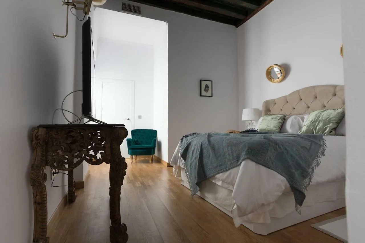 San Jeronimo 17 Suites غرناطة 0*,